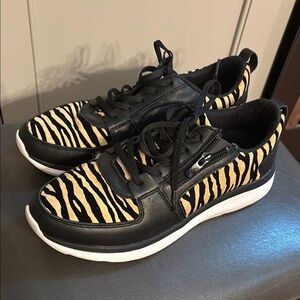 VIONIC Orthaheel Remi Lace up Fashion SNEAKERS 8.5 Leopard Black Leather
